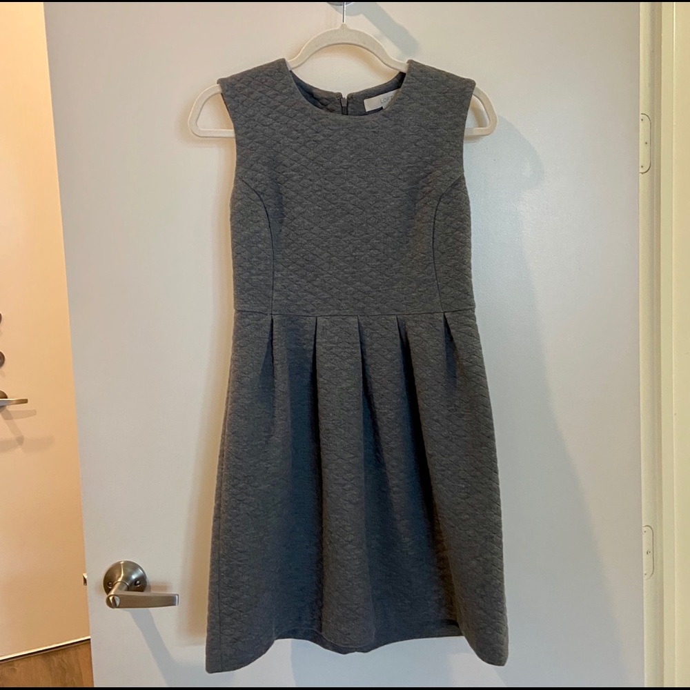 Women’s gray quilted Loft dress